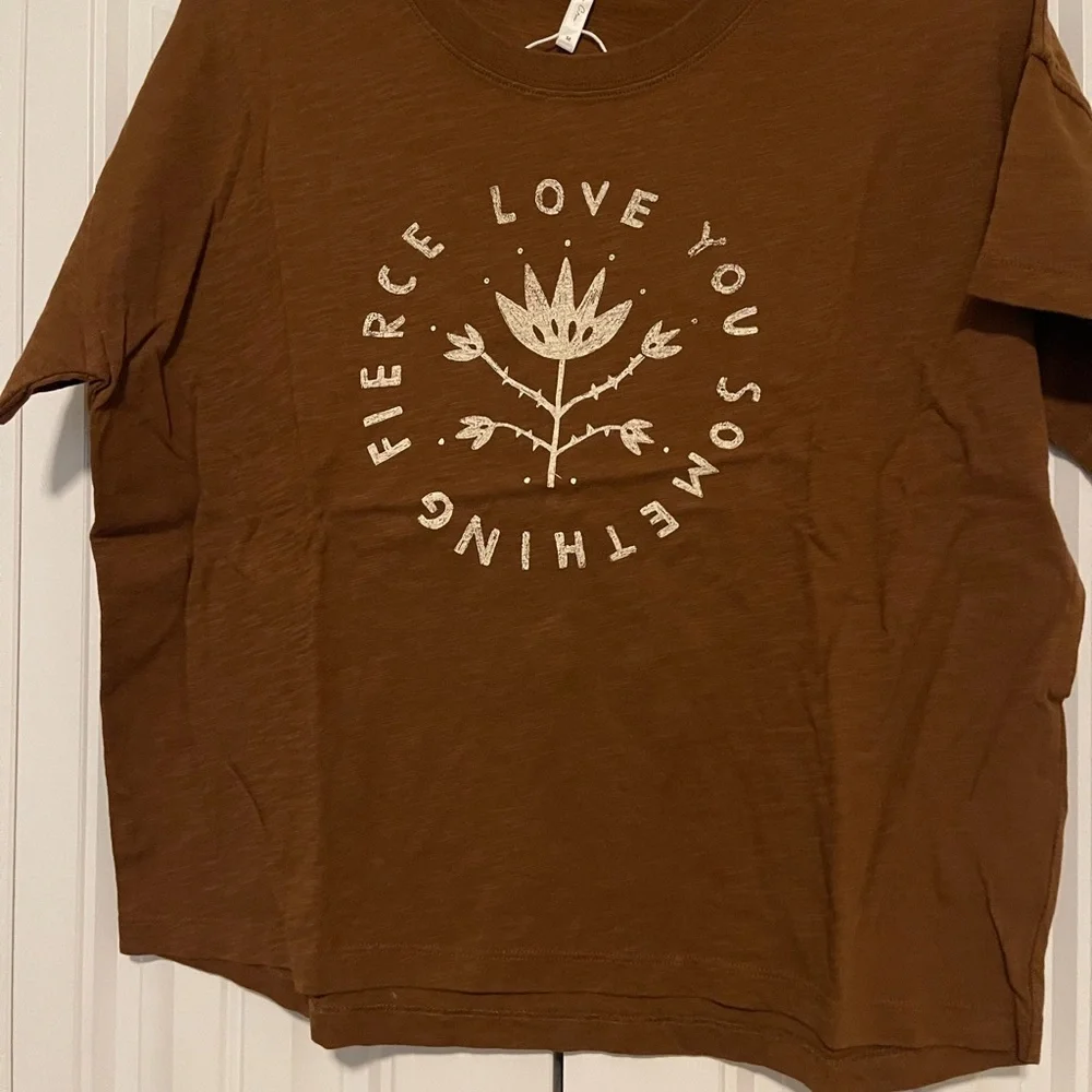 Rylee + Cru boxy tee -Fierce Crew Neck Tee size L - Picture 1 of 4